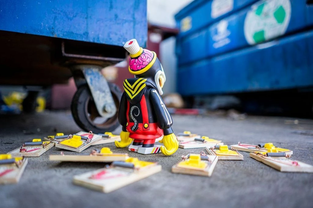 Buy π Spastic Pops IN STOCK: MARTIAN TOYS LE250 "City Mouse" Mad Spraycan Mutant By KMLO X Jeremy MadL X Martian Toys Designer Brands! β¨ 12 Spastic Pops IN STOCK: MARTIAN TOYS LE250 "City Mouse" Mad Spraycan Mutant By KMLO X Jeremy MadL X Martian Toys Designer Brands!