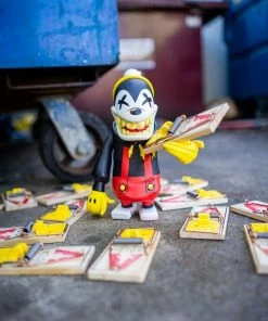 Buy π Spastic Pops IN STOCK: MARTIAN TOYS LE250 "City Mouse" Mad Spraycan Mutant By KMLO X Jeremy MadL X Martian Toys Designer Brands! β¨ 27 Spastic Pops IN STOCK: MARTIAN TOYS LE250