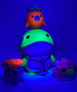 Spastic Pops IN STOCK Spastic Collectibles Exclusive LE199 Blacklight Reactive Orca & Friends [Kaze Studio X Martian Toys]
